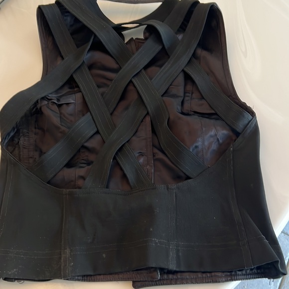 Leather top black with open back size 6 - Picture 8 of 8